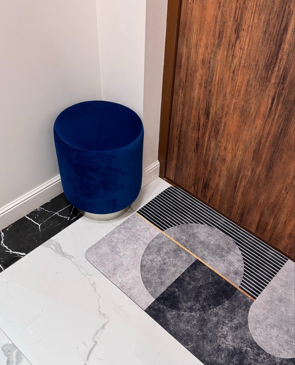 Пуф малый Hollywood Silver. Цвет Синий. Велюр.