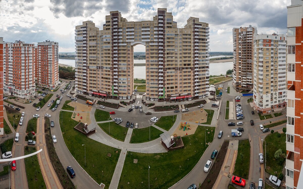 Краснодарские многоэтажки в Юбилейном микрорайоне. Фото zelengarden.ru.