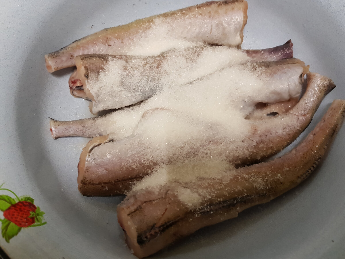 насыпал соль/сахар на сухую, что бы показать количество