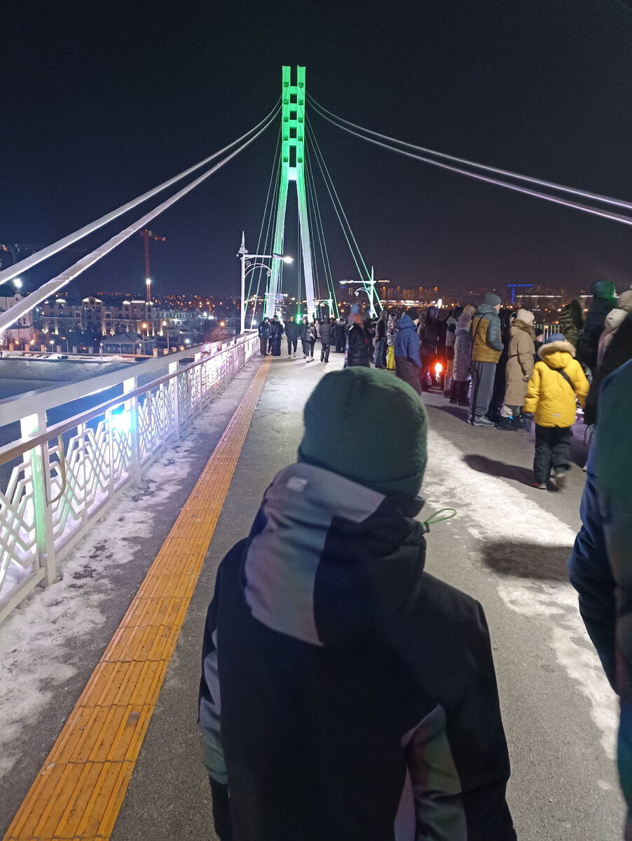 Под мостом были соревнования фристайлеров