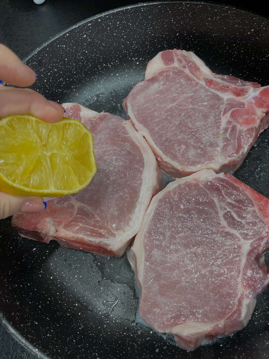 Антрекот телятина. Стейк рибай мраморная говядина. Самый вкусный рецепт стейка. Антрекот говяжий рибай. Самый вкусный рецепт стейка.