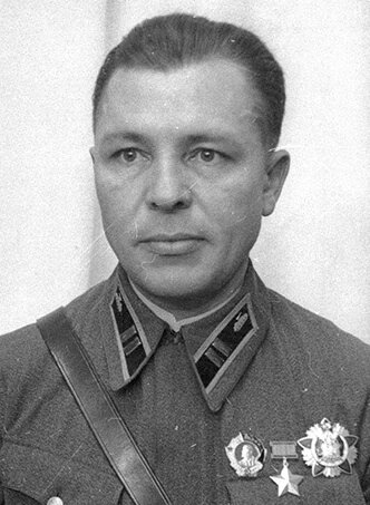Григорий Михайлович Михайлов. Прототип героя поэмы Симонова, но не главный герой этой статьи.