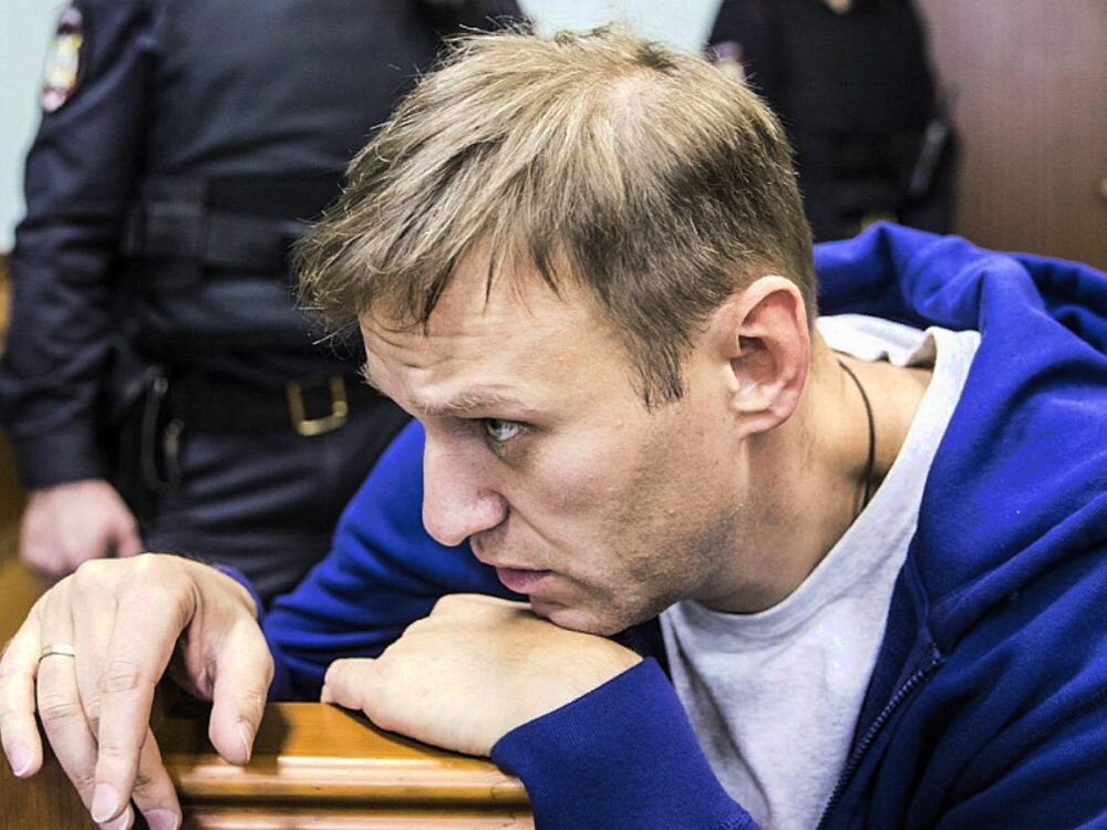 В последнее время иноагент Навальный находился в МЛС.