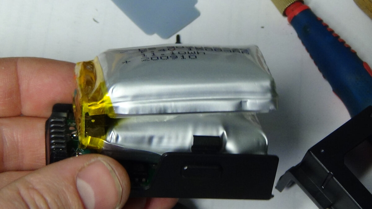 Литий-полимерный АКБ вздулся