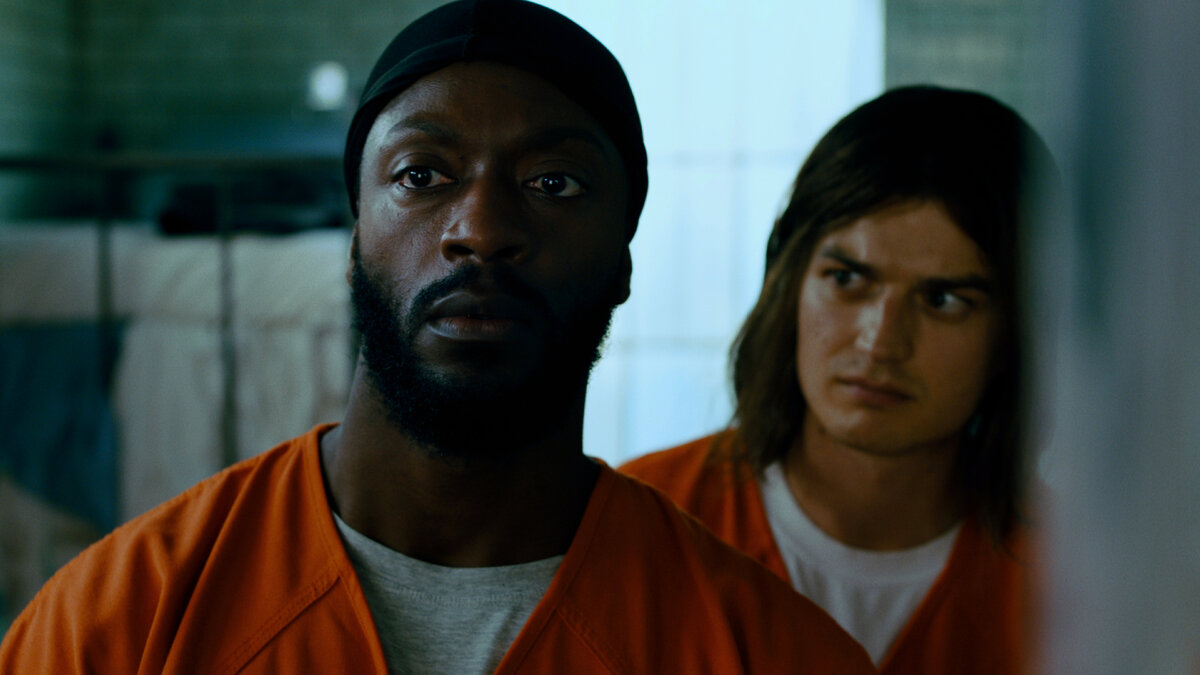 Лучше всегда идти сзади...😀