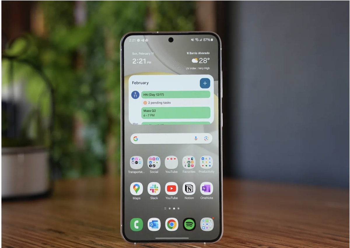 Новый Galaxy S24 от Samsung — это больше, чем просто базовая модель флагманского уровня - смартфон готов проявить себя во всём, что от него ожидают.-2