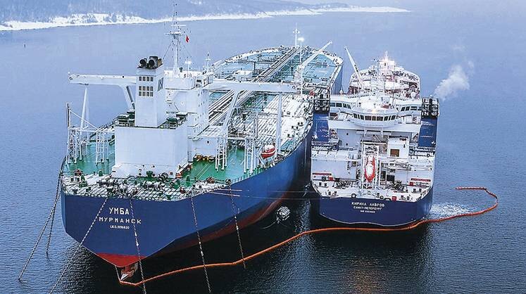    «ГАЗПРОМ НЕФТЬ» Рейдовая перевалка российской экспортной нефти в Кольском заливе