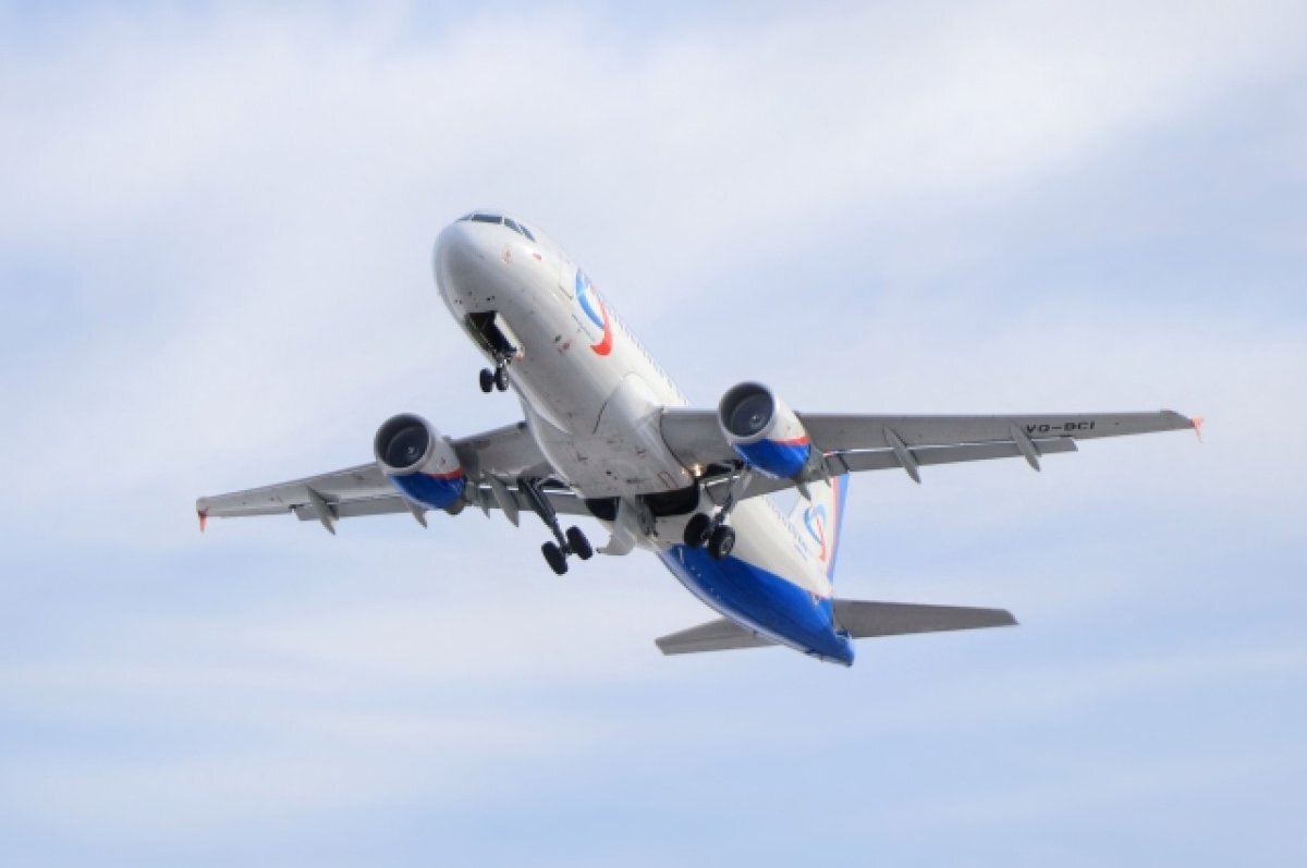    Пассажирка самолета Екатеринбург — Ташкент родила на высоте 10 тысяч метров