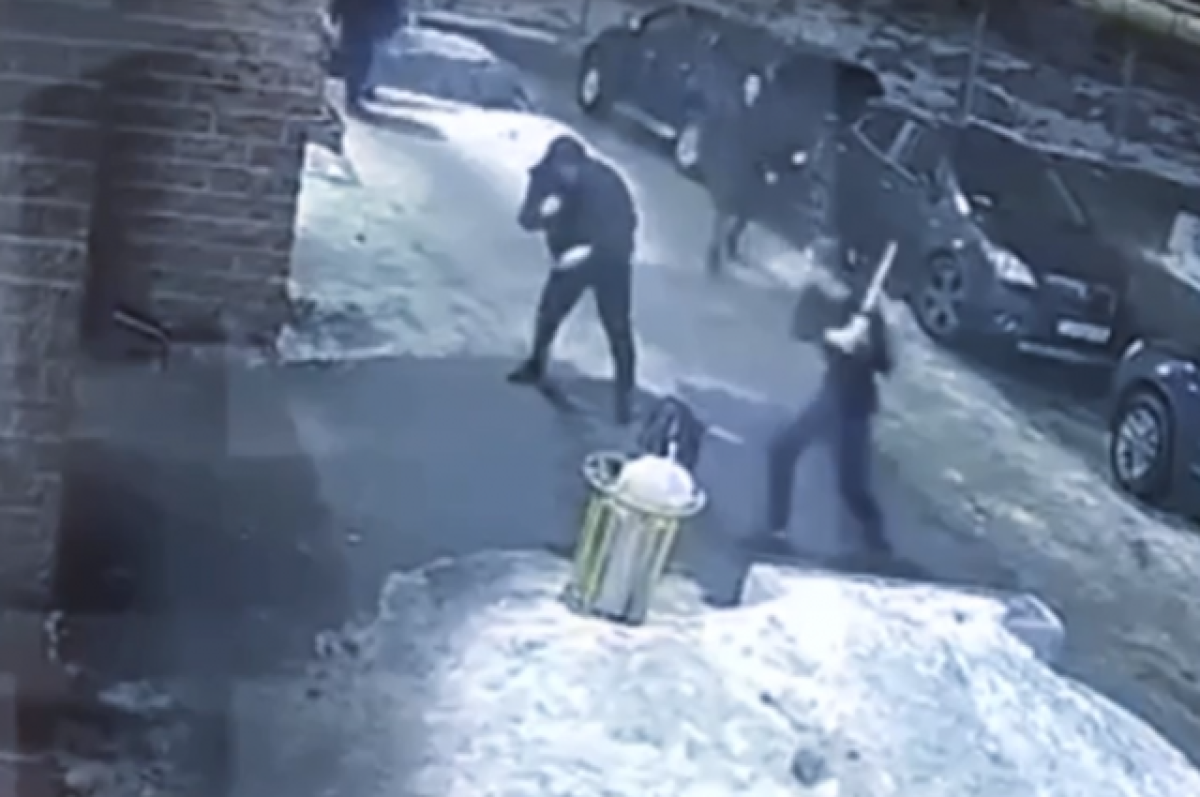    В Петербурге задержали возможных участников драки с применением мачете