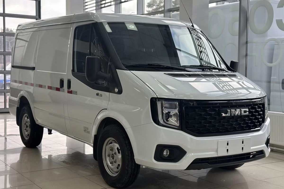 Заменитель и копия Ford Transit. В России начали продавать JMC Fengshon |  iXBT.com | Дзен