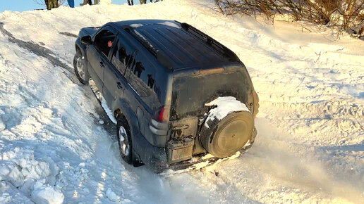 СПОР кто едет лучше. Toyota Land Cruiser Prado против TANK 300