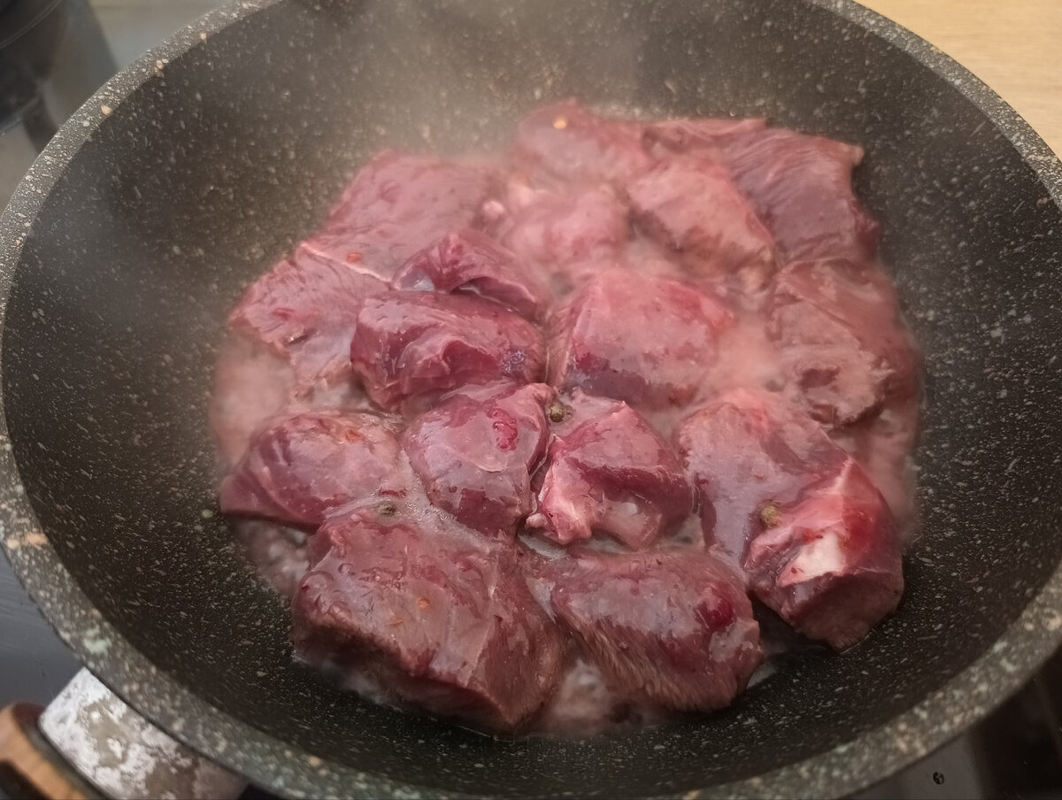 Рецепт приготовления мяса. Приготовить оленину рецепт. Кухня народов ханты. Рецепты из оленины. Гуляш из ежа википедия.