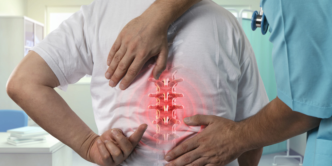 У меня часто возникает боль в позвоночнике – почему так происходит и как себе помочь?