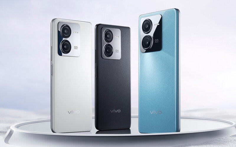Смартфон Vivo Y100t в трёх расцветках