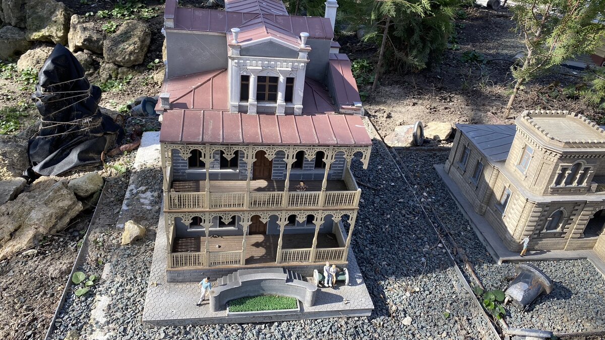 Дача «Альпийская роза» в Евпатории