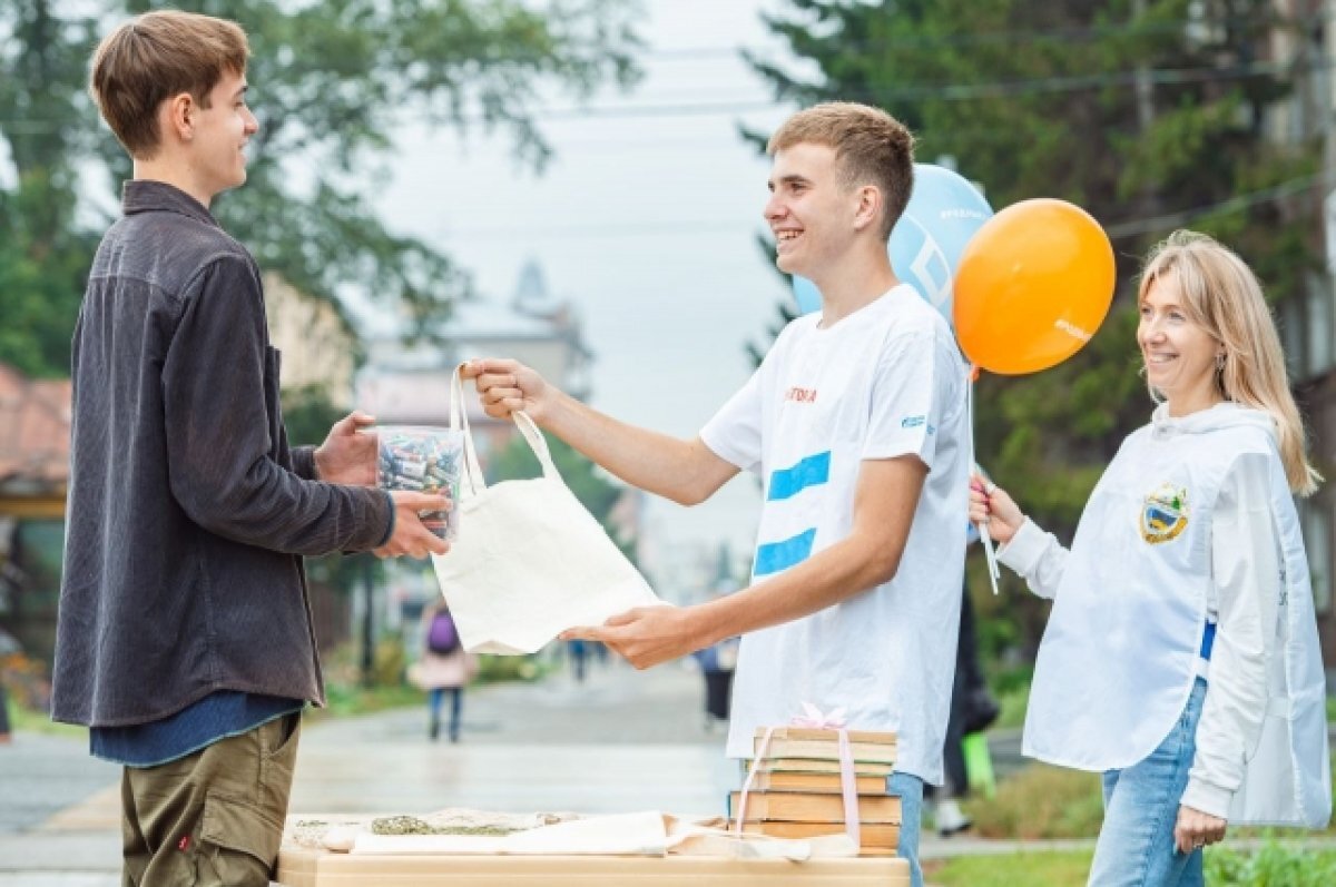    Омский НПЗ поддержит 12 социальных проектов