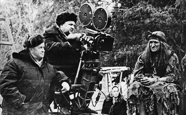 На съемочной площадке. Фото: kino-teatr.ru