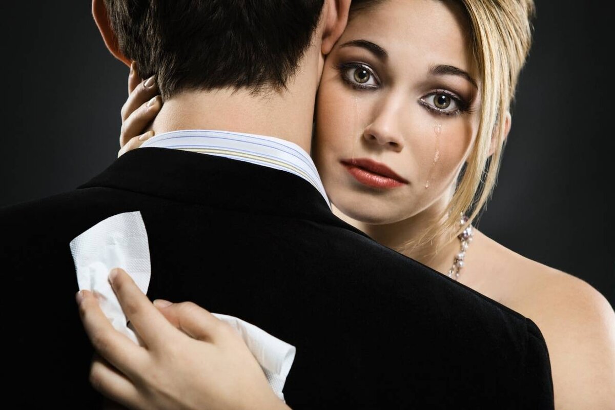 Как нами манипулируют