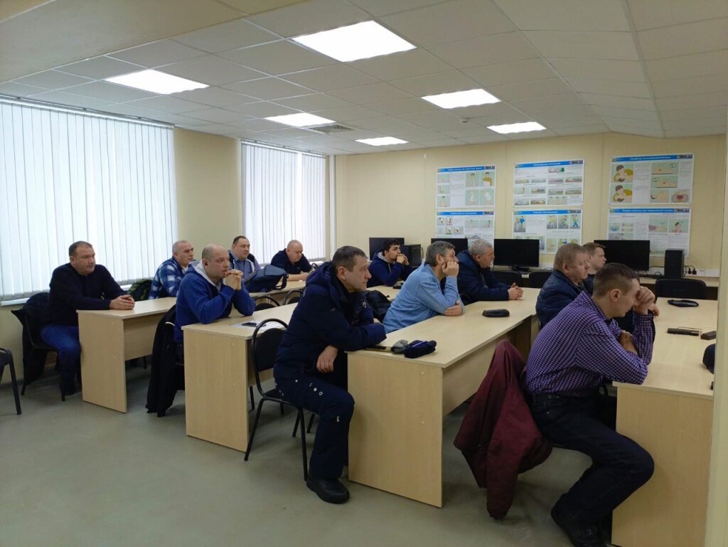 В Тверской области инструктируют, обучают и приглашают на работу водителей автобусов