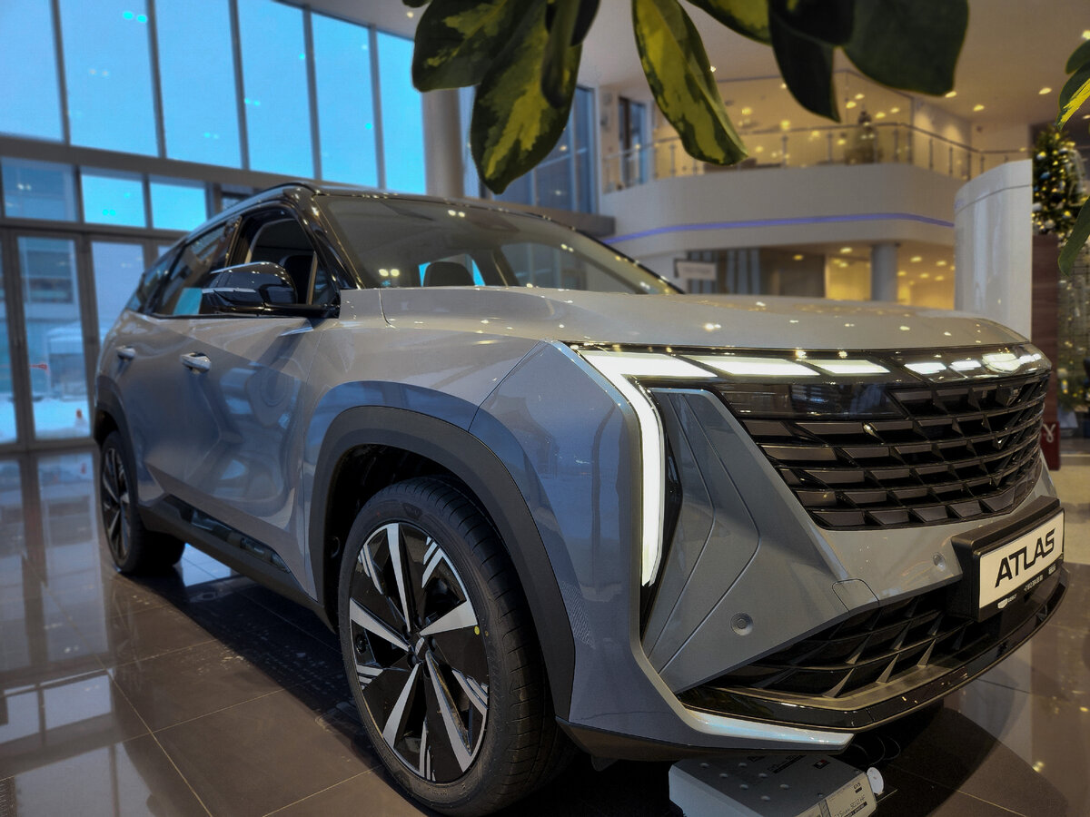 Geely atlas pro 2022. Geely atlas. джили спб. машина geely gc6. джили спб.