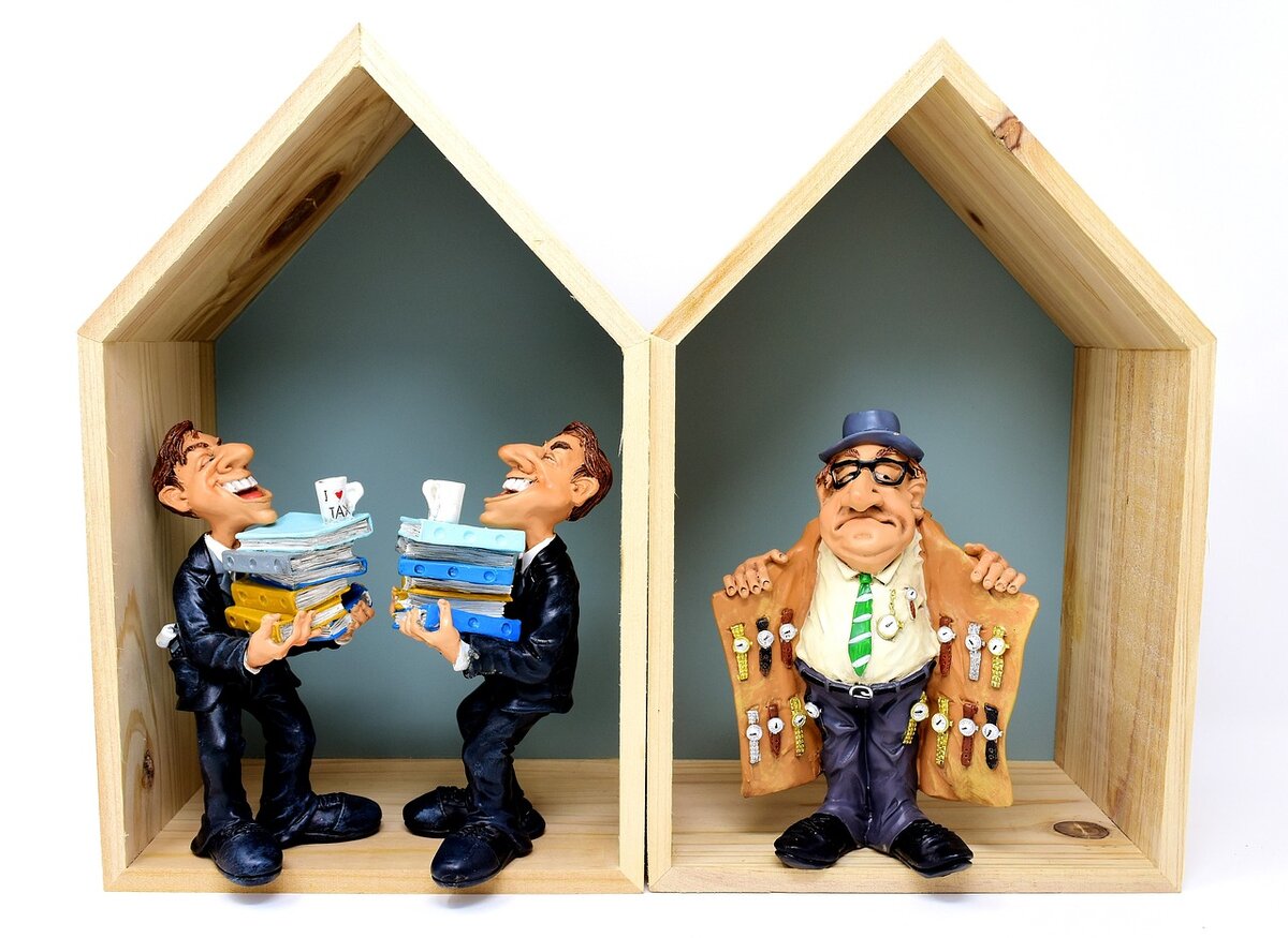 Над действиями налоговых служб шутят во всем мире