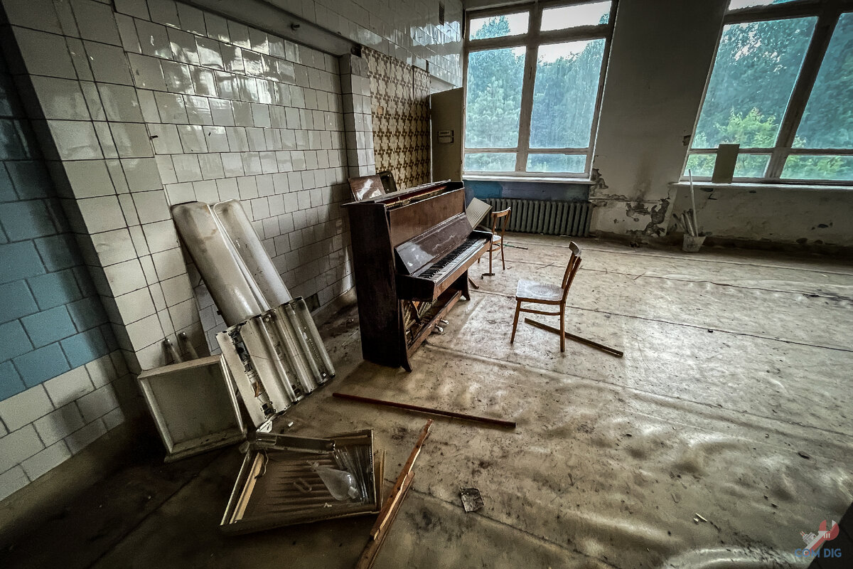 Не теряй голову игра. Странные игры рок-группа. Игра lost my head. Strange nights игра. Метаморфозы странные игры винил.