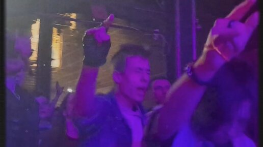 Когда тебя предали цитаты. Цитаты про друзей предателей. Измену прощать нельзя. Однажды и предателя предадут. Будь предан будешь предан.