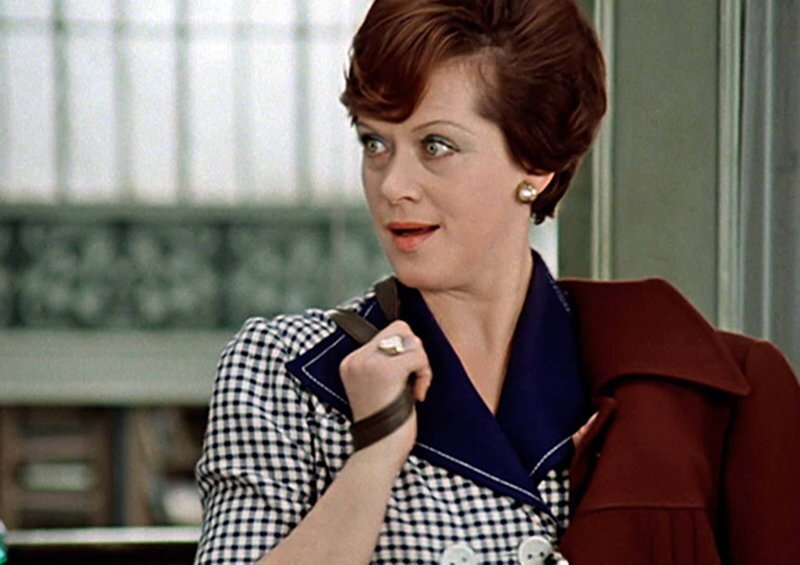 Кадр из фильма "Служебный роман" (взят из открытого сегмента Интернета)