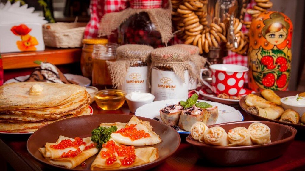 Русское застолье Источник https://clck.ru/3945pB