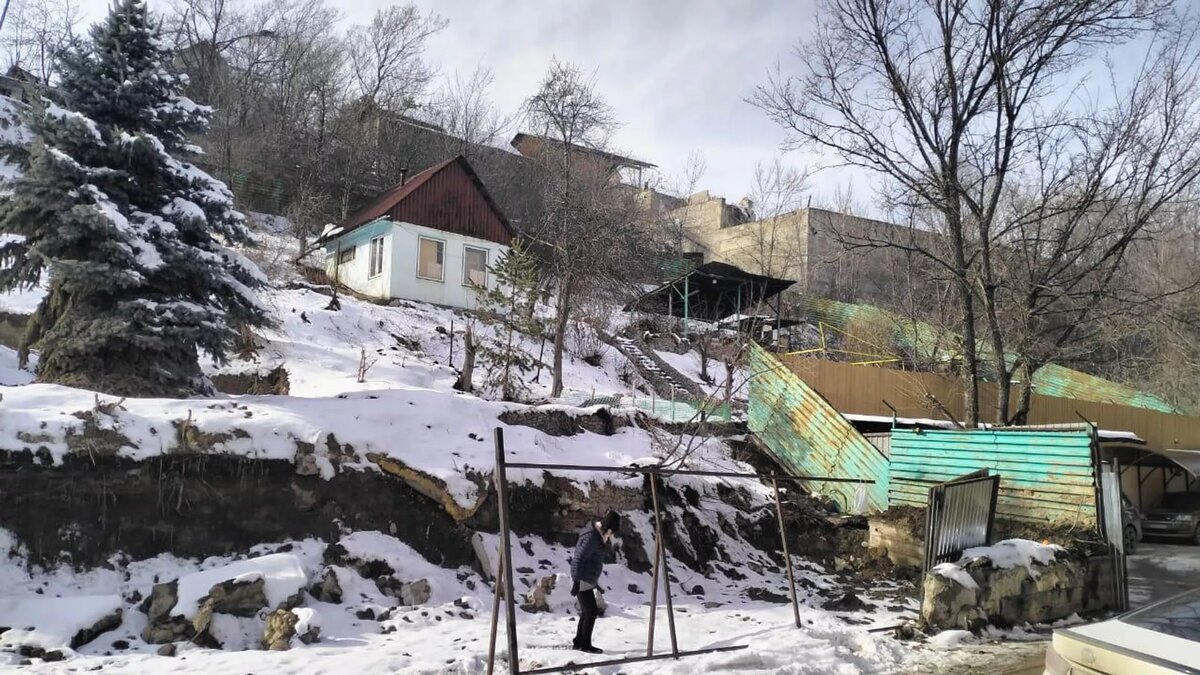 Дома в предгорьях Алматы © Sputnik /Айдана Дайырова