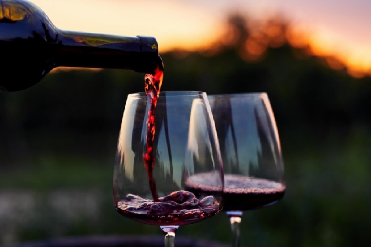    Хирург Умнов перечислил органы, которые вино разрушает в первую очередь