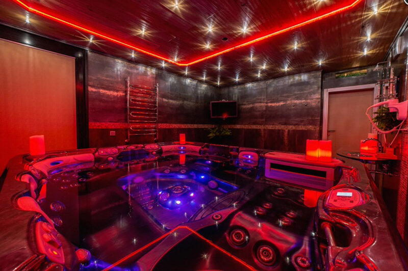 Листайте вправо, чтобы увидеть больше изображений