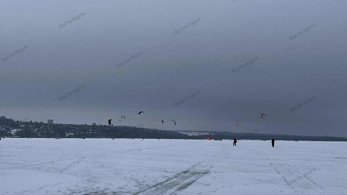    На Курском водохранилище прошёл Кубок Черноземья по сноукайтингу