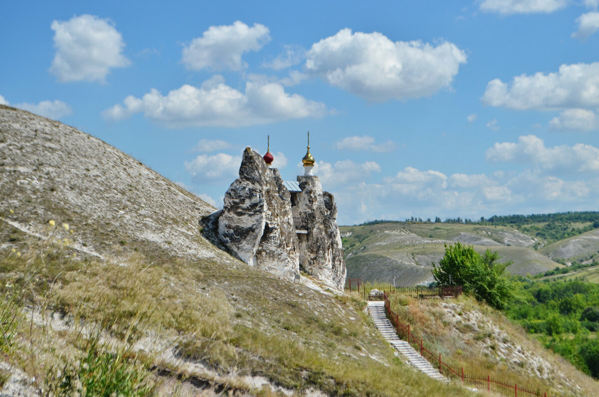 Спасская пещерная церковь