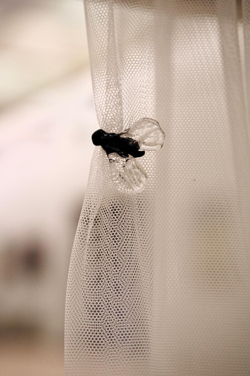 Мария Комова. Экспонат выставки в ЦДА Стекло.