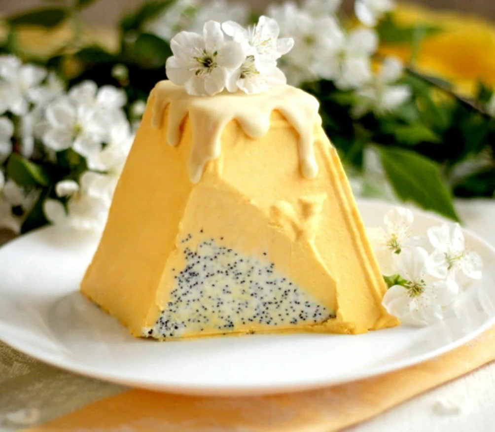 Лимонная пасха с маковой начинкой