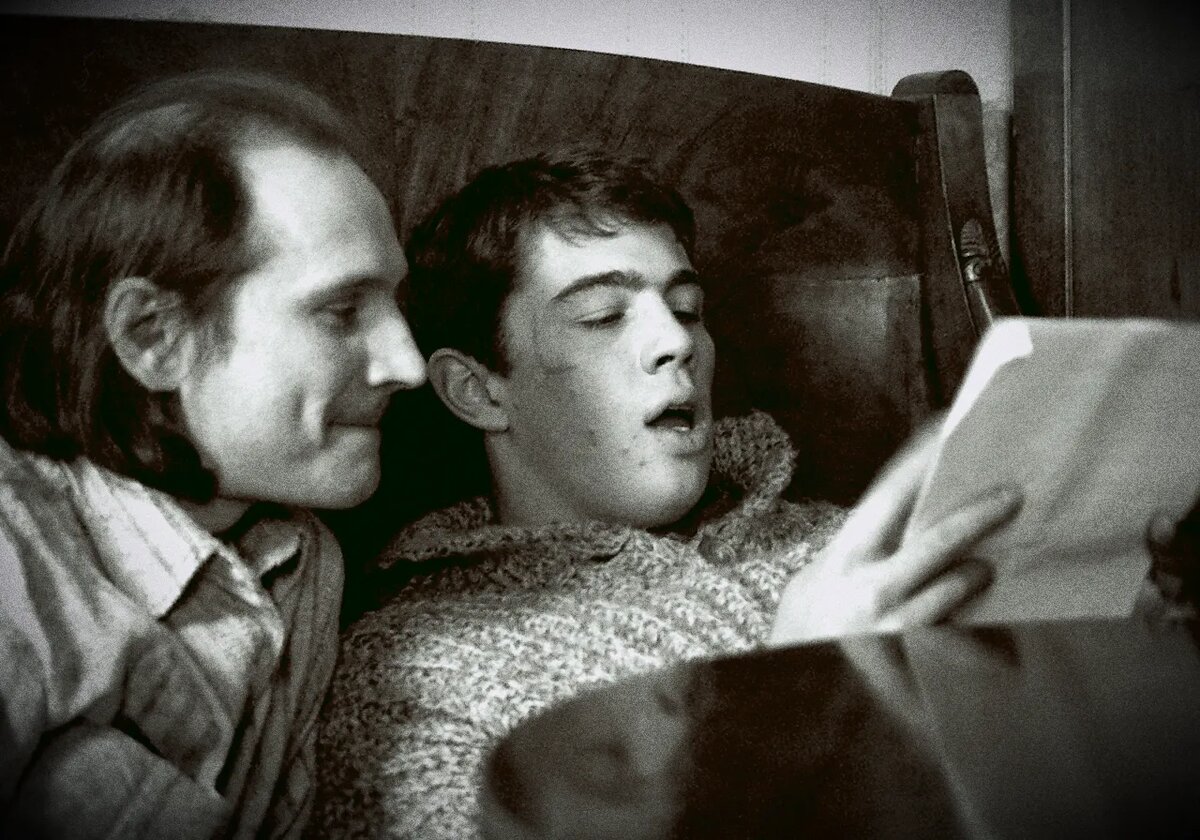 Че там. Че как. Че мем. Как дела что нового. Ты мем том круз.