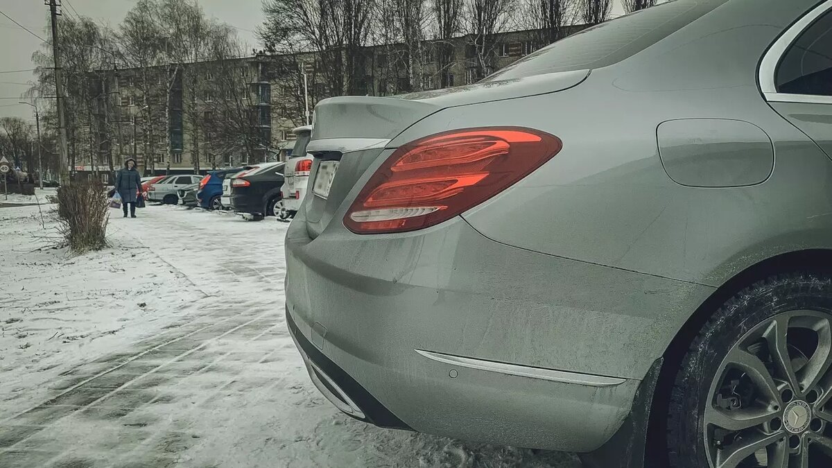     В Уфе завтра, 27 февраля, водителям будет недоступна парковка у конгресс-холла. Такое предупреждение сделали в администрации города.