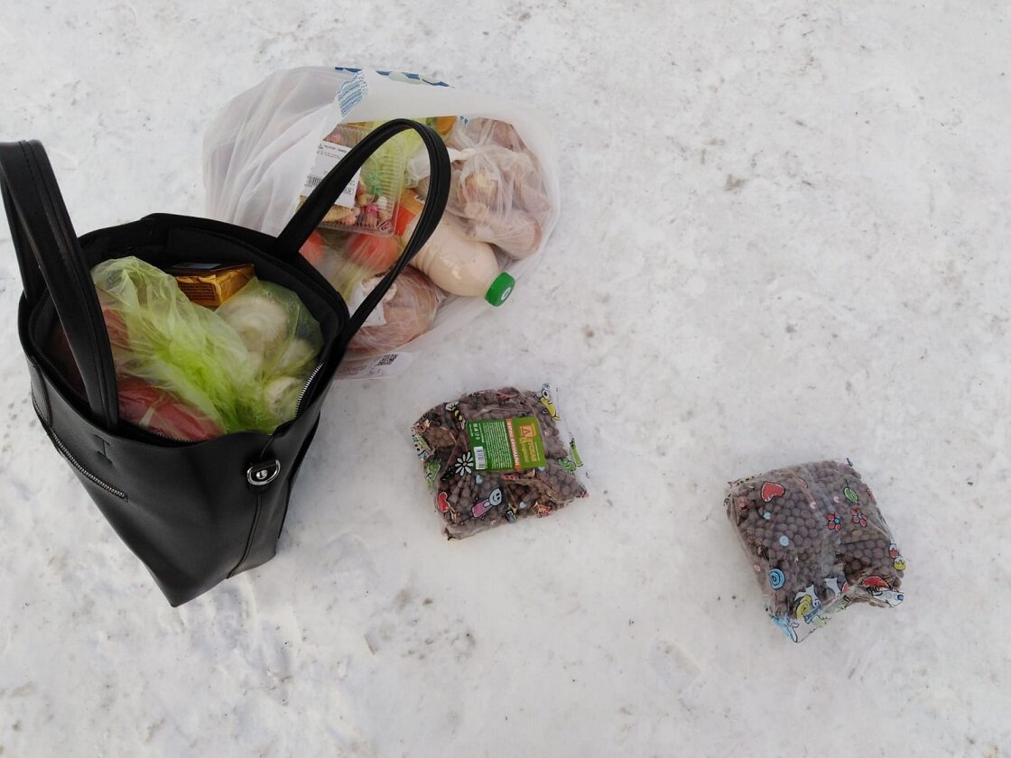 Это я уже собрала почти все рассыпанные продукты)