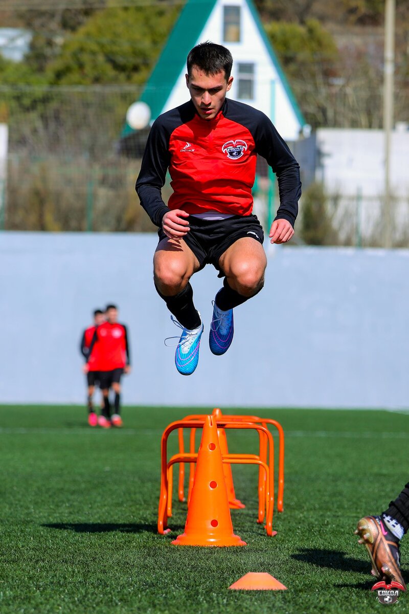 Утром – весы, вечером – веса. А между ними – чуть-чуть футбола ...