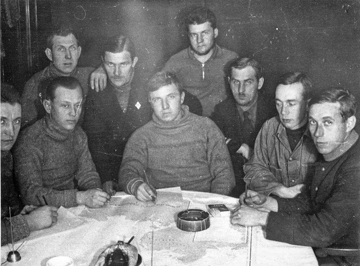 �������� ��������� ����� �� ��������� ������ �������!  ��� ����, ��� ������� ����������� ����������, ������� � ���-�� ������������. ��� � ���������.-3