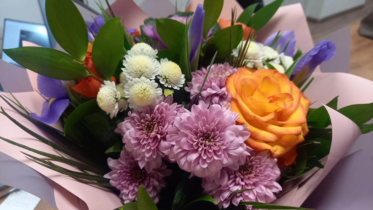 Деньрожденный букет на работе