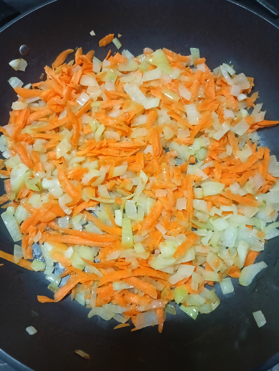 я хочу каждый вечер. я хочу каждый вечер. ночь мужчина. девушке снится сон. я хочу каждый вечер.