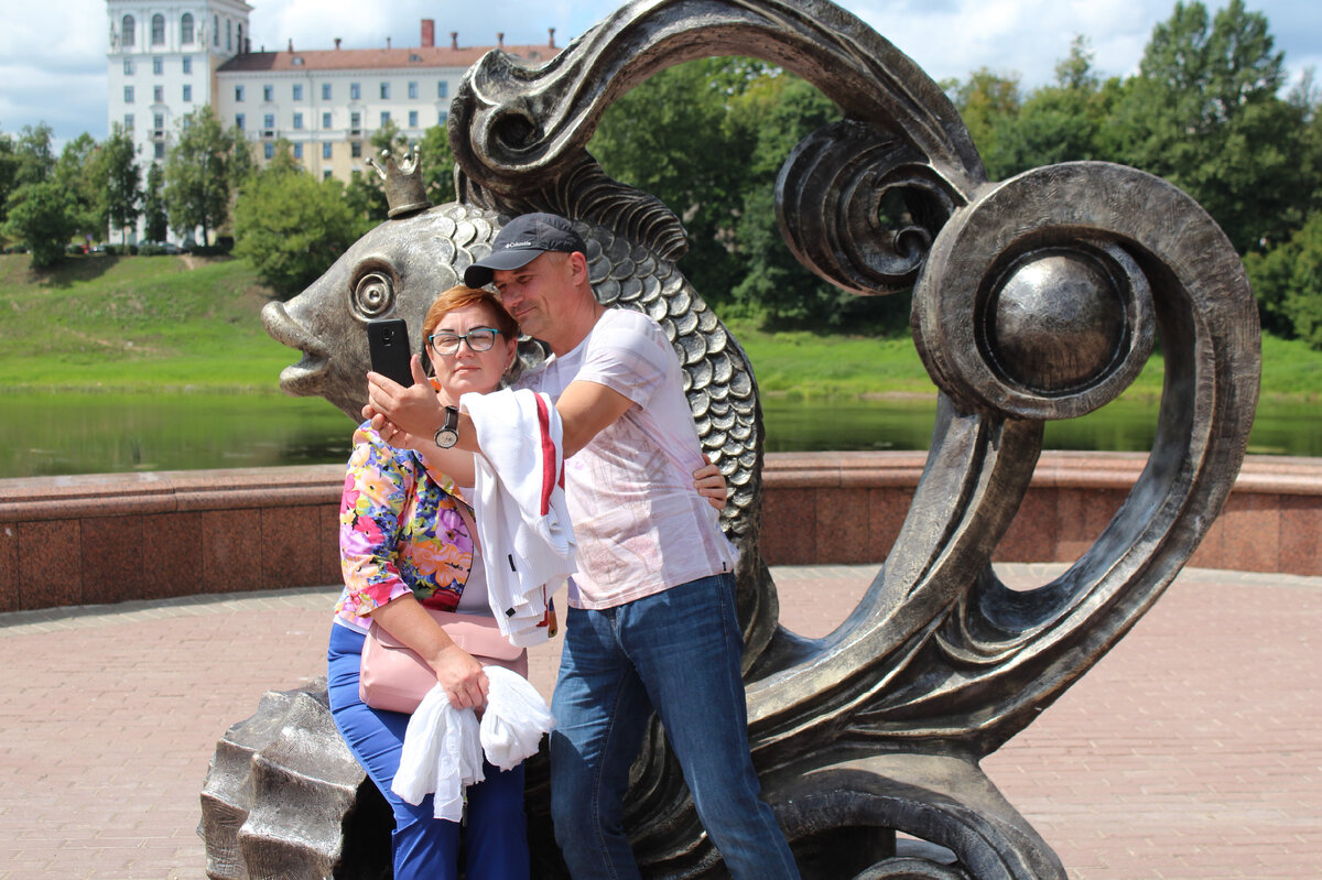 Скульптура " Золотая рыбка ", г. Витебск. Фото М. Самолевич