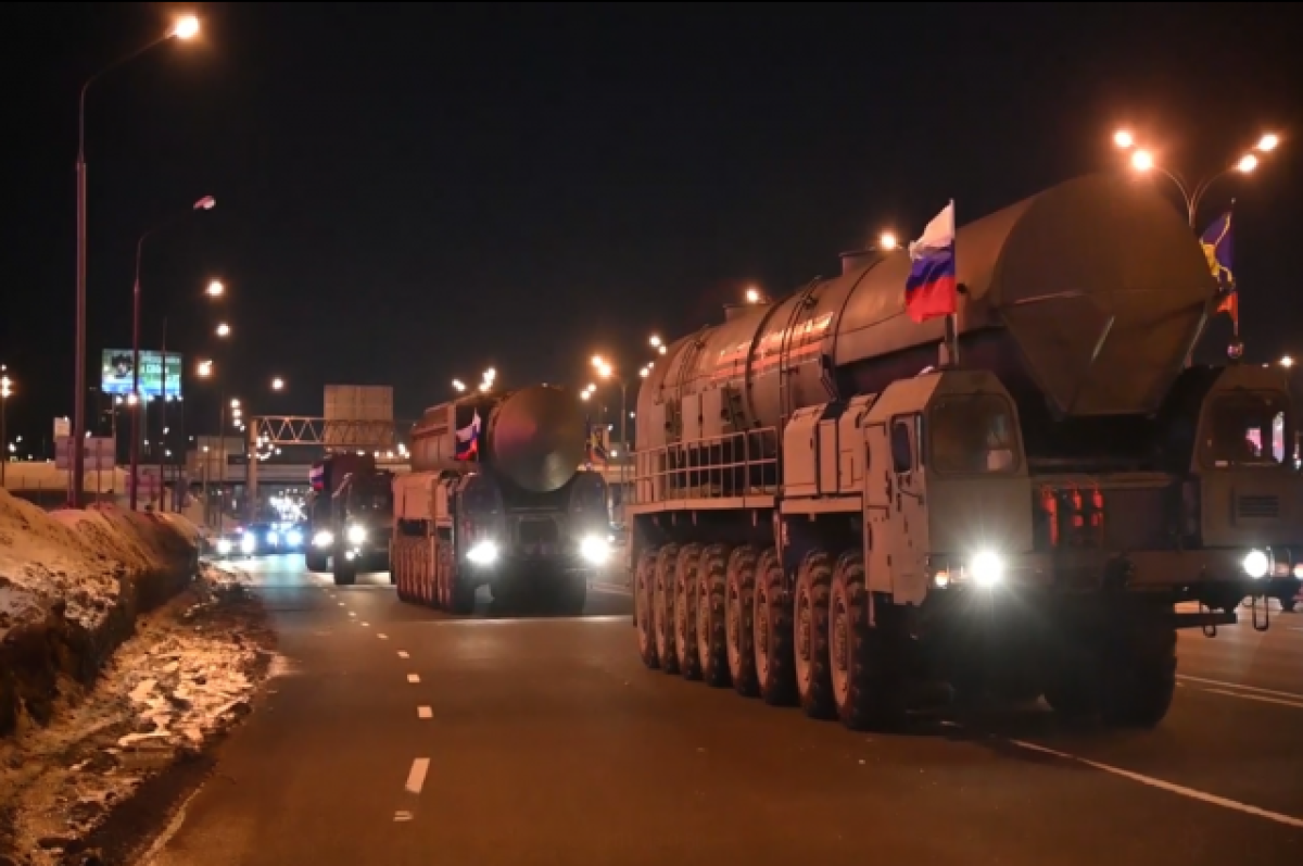    Колонна ПГРК «Ярс» совершает марш в Подмосковье для подготовки к 9 Мая