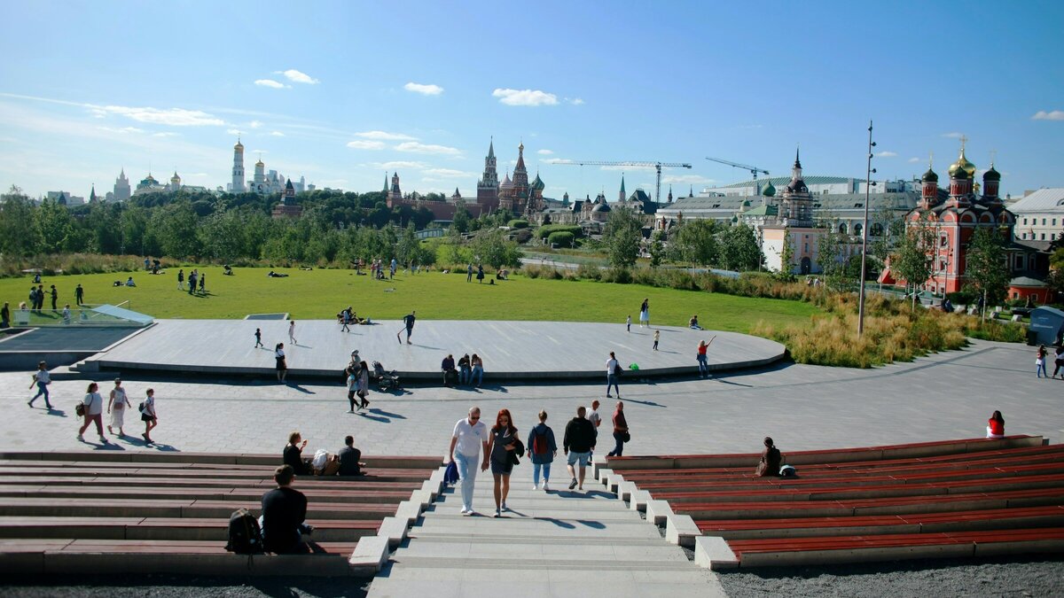 Парки москвы бесплатные мероприятия. Парк Зарядье амфитеатр. Китай город парк Зарядье. Зарядье 1900. Парк Зарядье площадь.