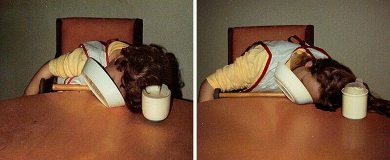    Фотограф ездит по миру и помогает людям воспроизвести их старые снимки