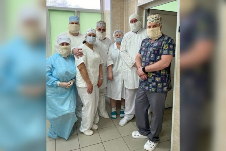    Орский хирург Александр Космович достал из желудка подростка большой волосяной комок Марина Шарт