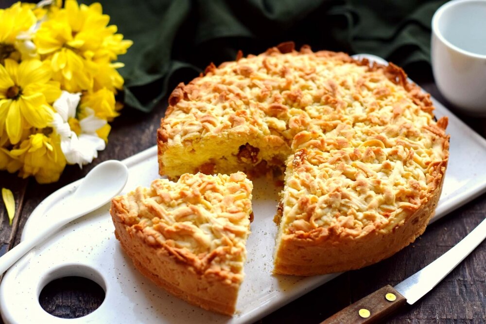тертый пирог с тыквой и творогом