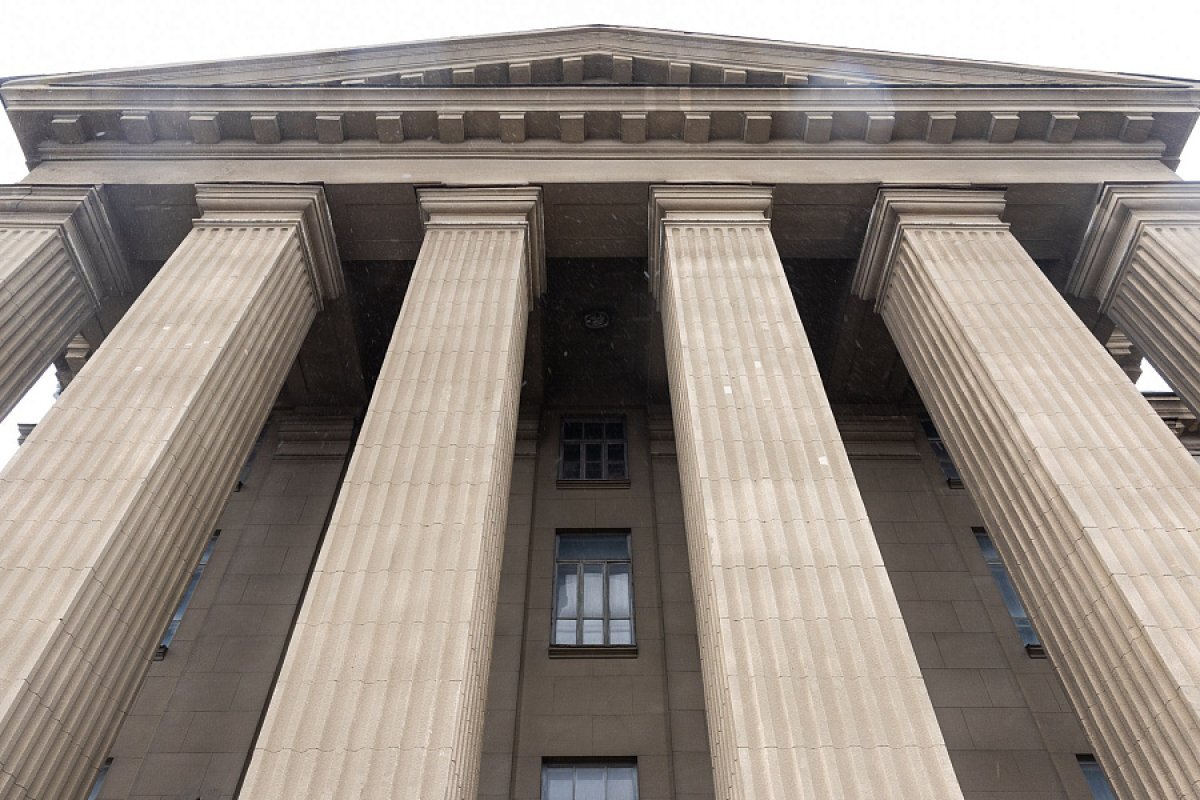    В 48 млн обойдется проект переделки дома с колоннами в центре Волгограда